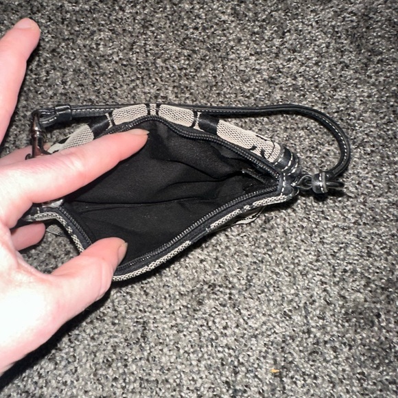 Coach Black and Gray Signature Wristlet - Picture 7 of 9
